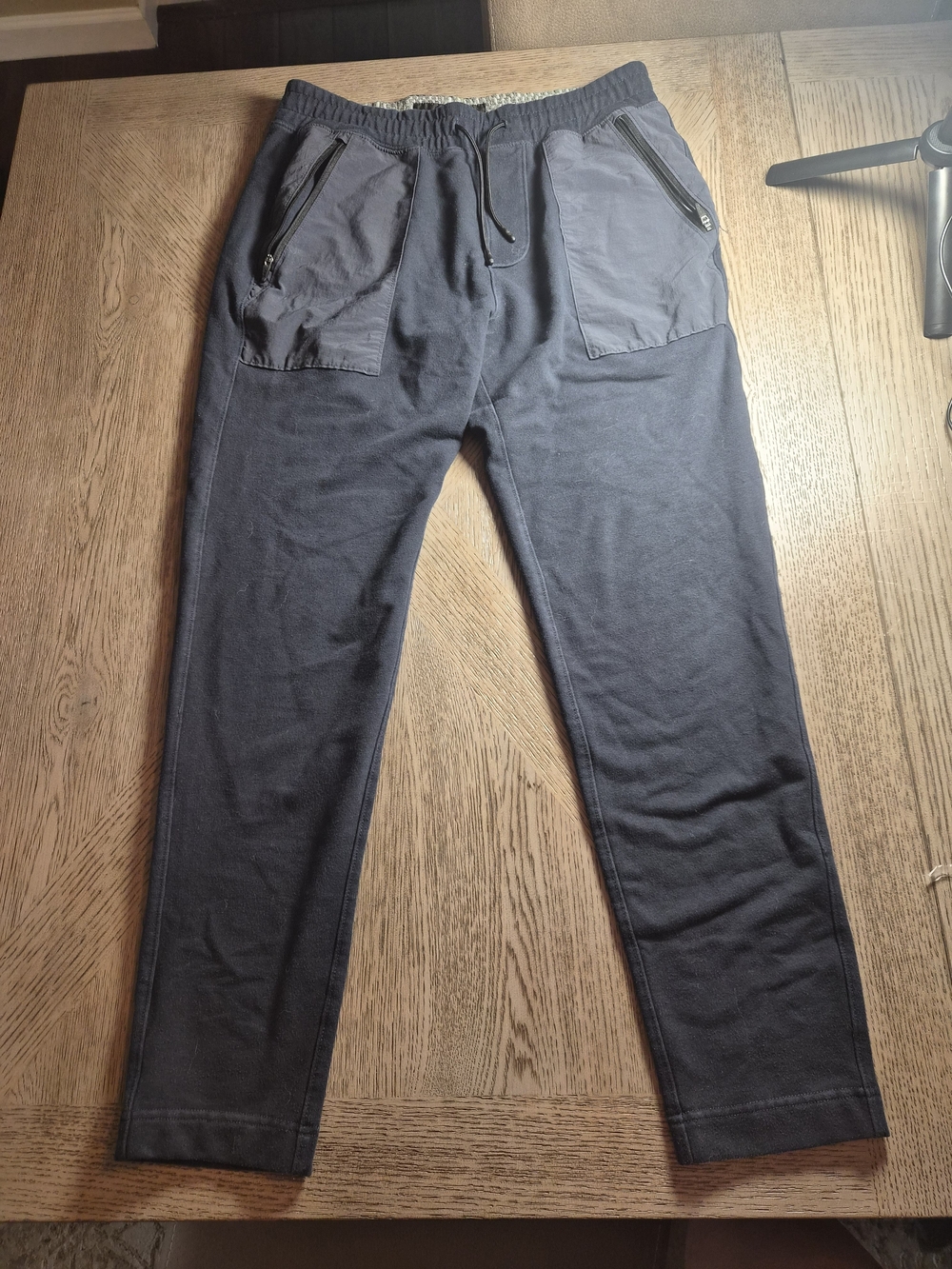 Abercrombie & Fitch Men's Zip-Pocket Joggers - Charcoal Gray